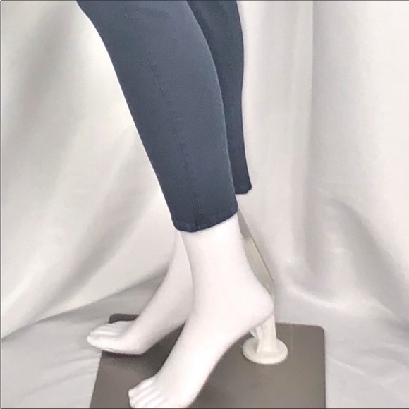 L’Agence Blue Ash Margot High Rise Skinny Crop Sz25 Zip Fly Button Close 5Pocket - Picture 8 of 16